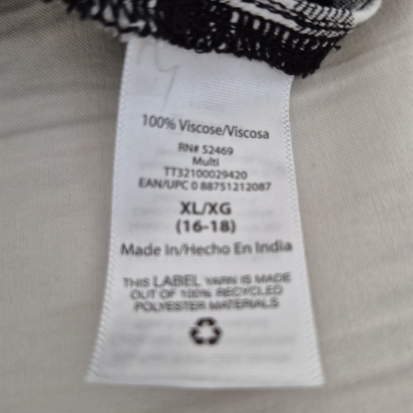 Time and Tru Checkered Ruffle Blouse - Picture 9 of 10